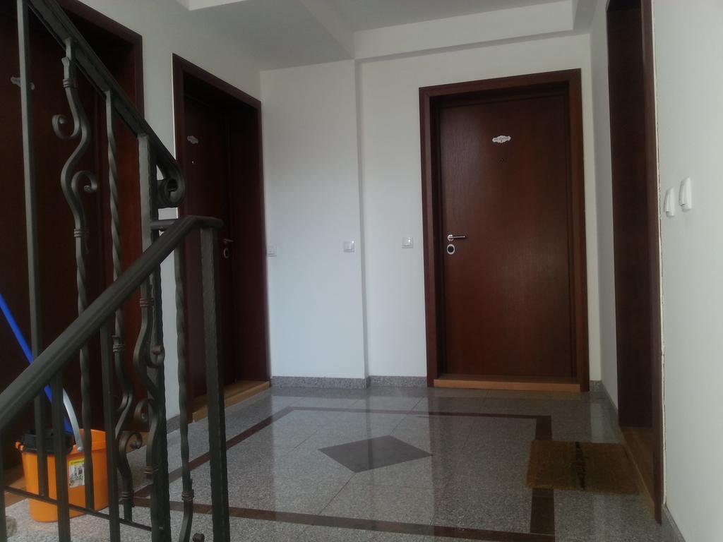 Park Srce Apartments Arandjelovac Kültér fotó